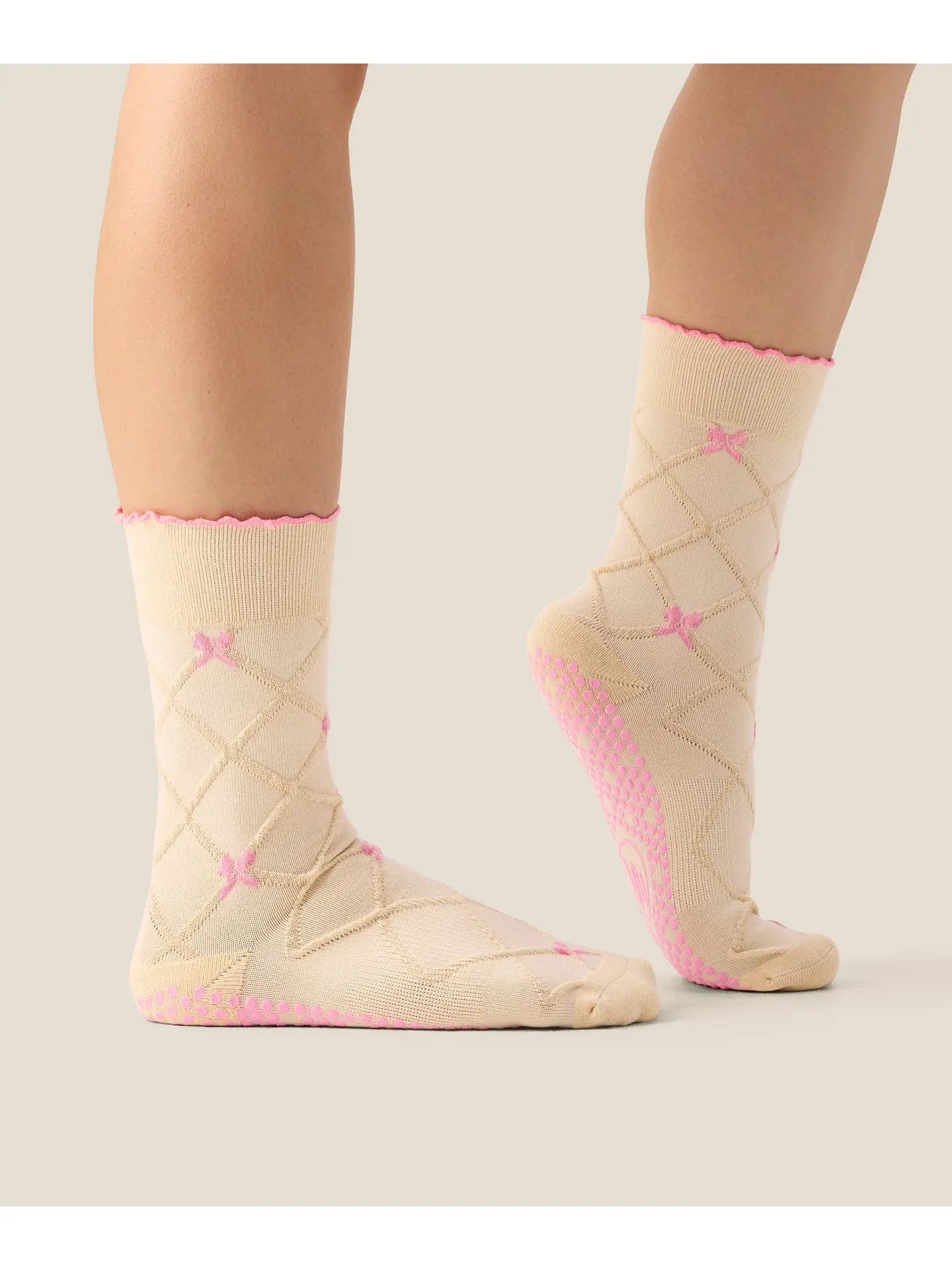 MoveActive Crew Grip Socks - Pink Bow + Lattice Oat