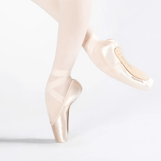 Bella Pointe Shoe | Flexible Soft Shank