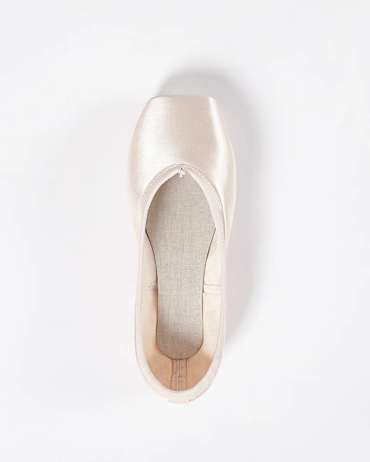 Bella Pointe Shoe | Flexible Soft Shank