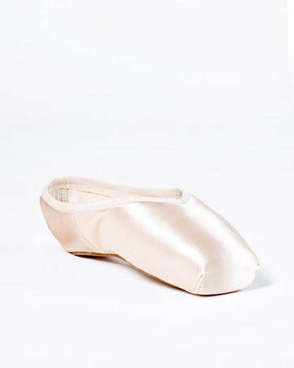 Melody Pointe Shoe | Flexible Medium Shank