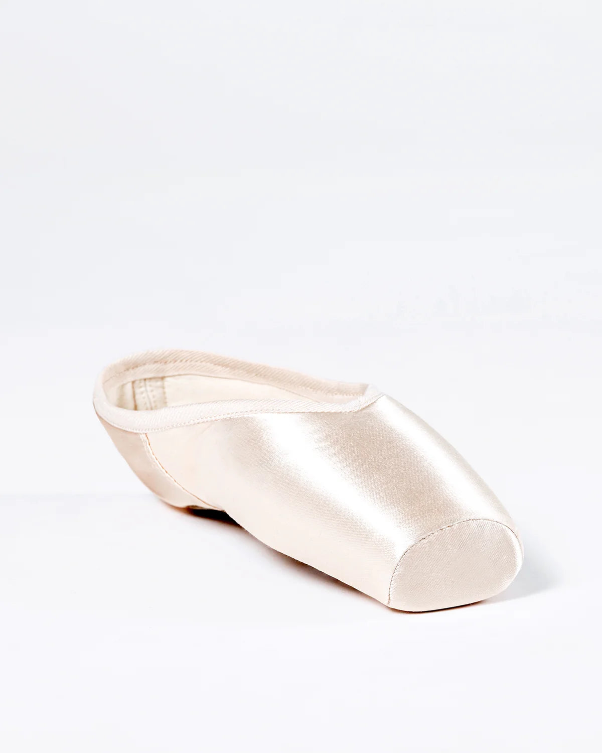 Stella Pointe Shoe | Flexible Soft Shank