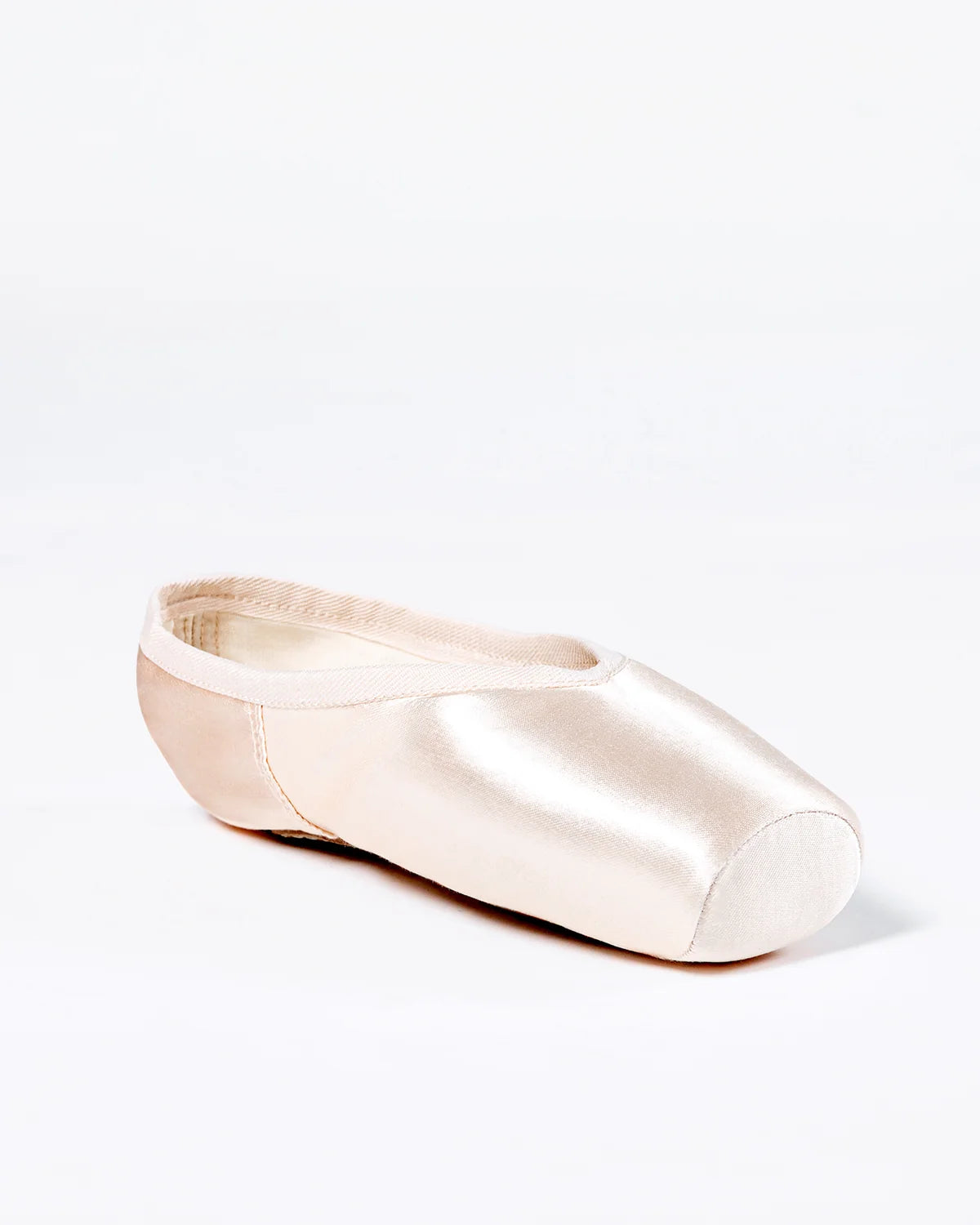 Thea Pointe Shoe | Flexible Medium Shank